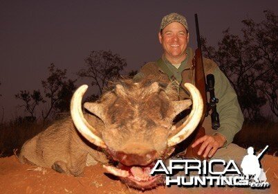 Hunting Warthog with Wintershoek Johnny Vivier Safaris in SA