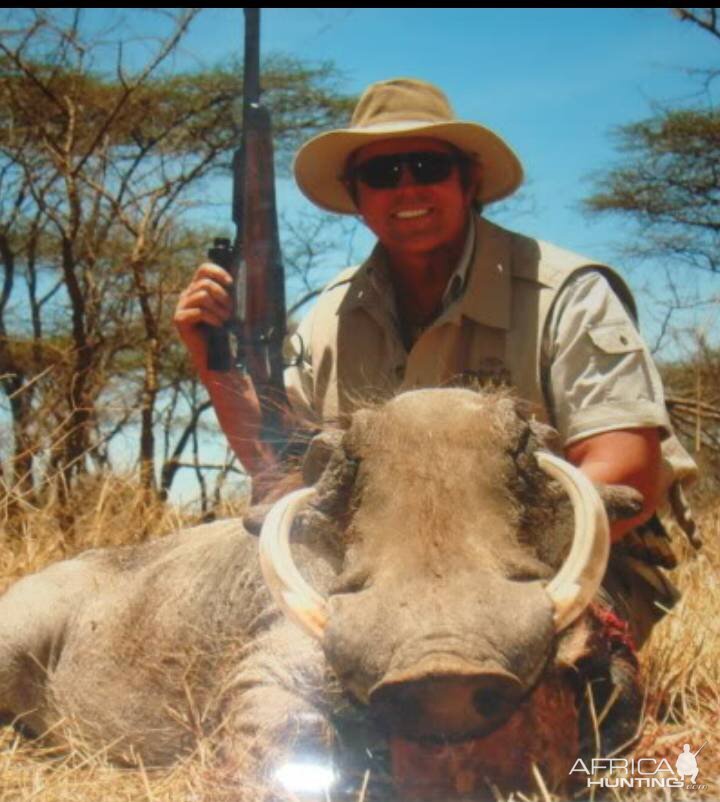 Hunting Warthog