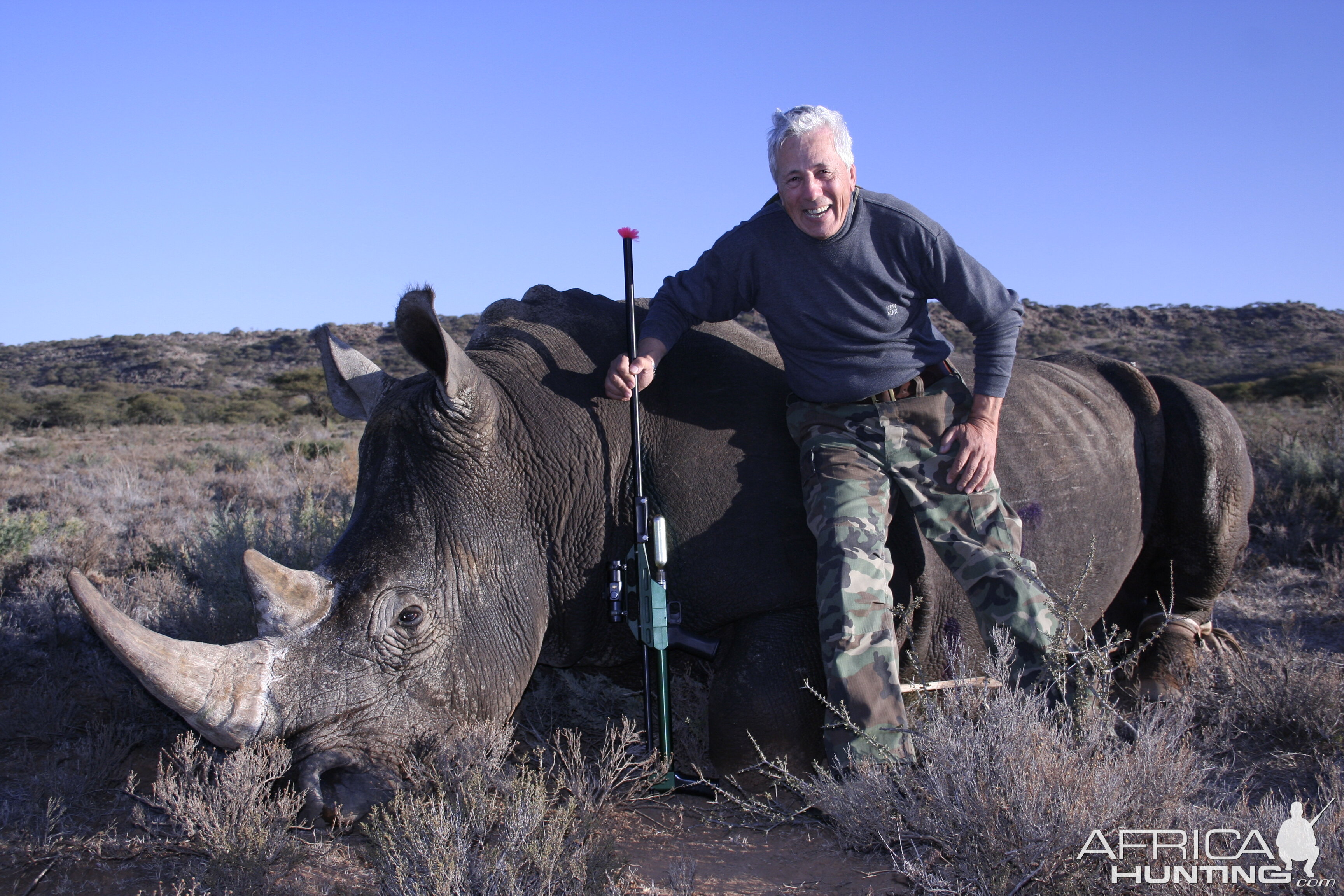 Hunting White Rhino with Wintershoek Johnny Vivier Safaris in SA