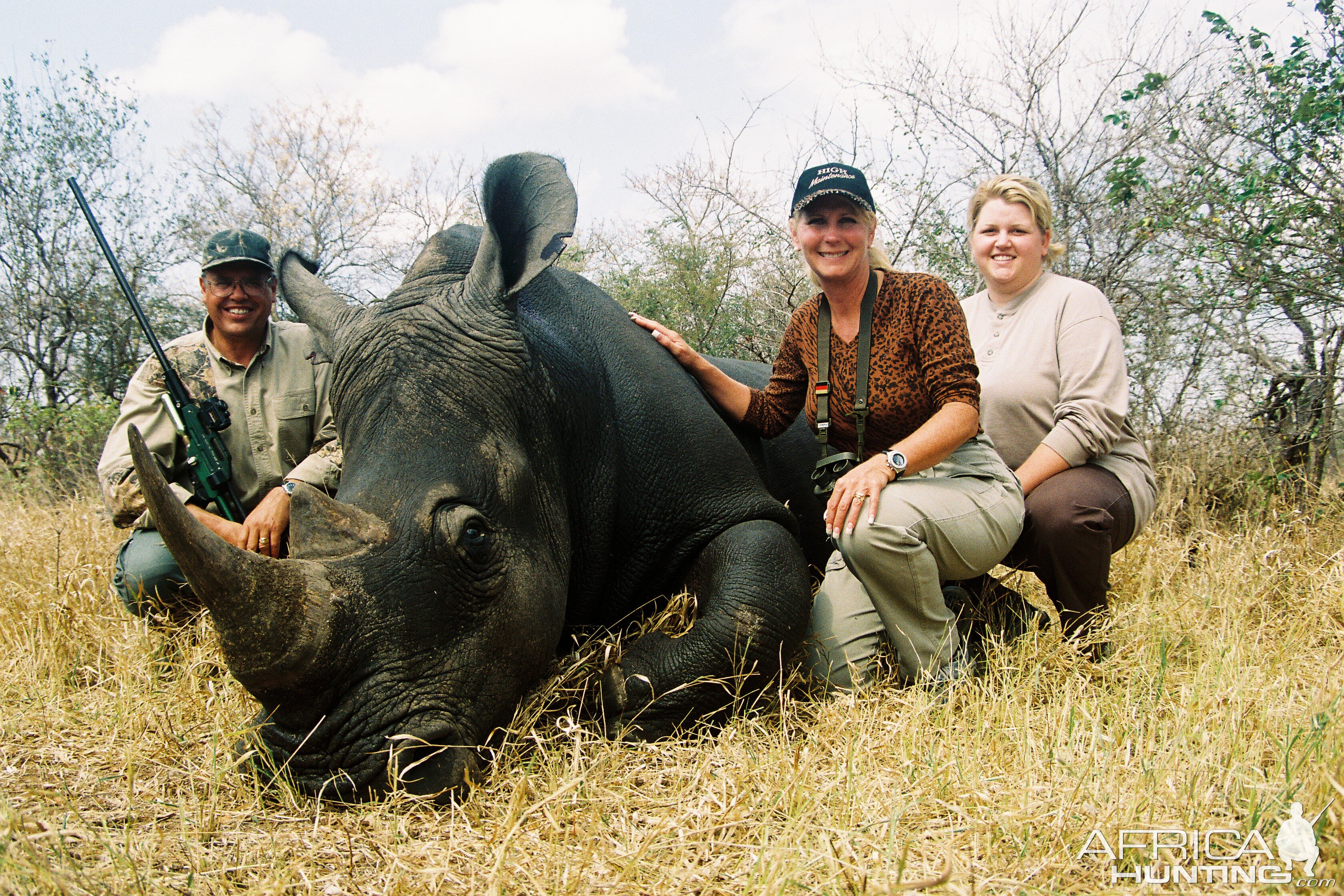 Hunting White Rhino with Wintershoek Johnny Vivier Safaris in SA