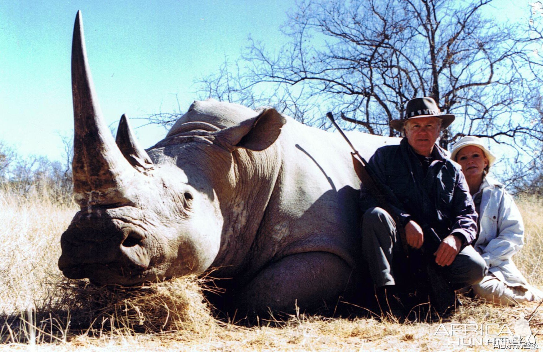 Hunting White Rhino with Wintershoek Johnny Vivier Safaris in SA