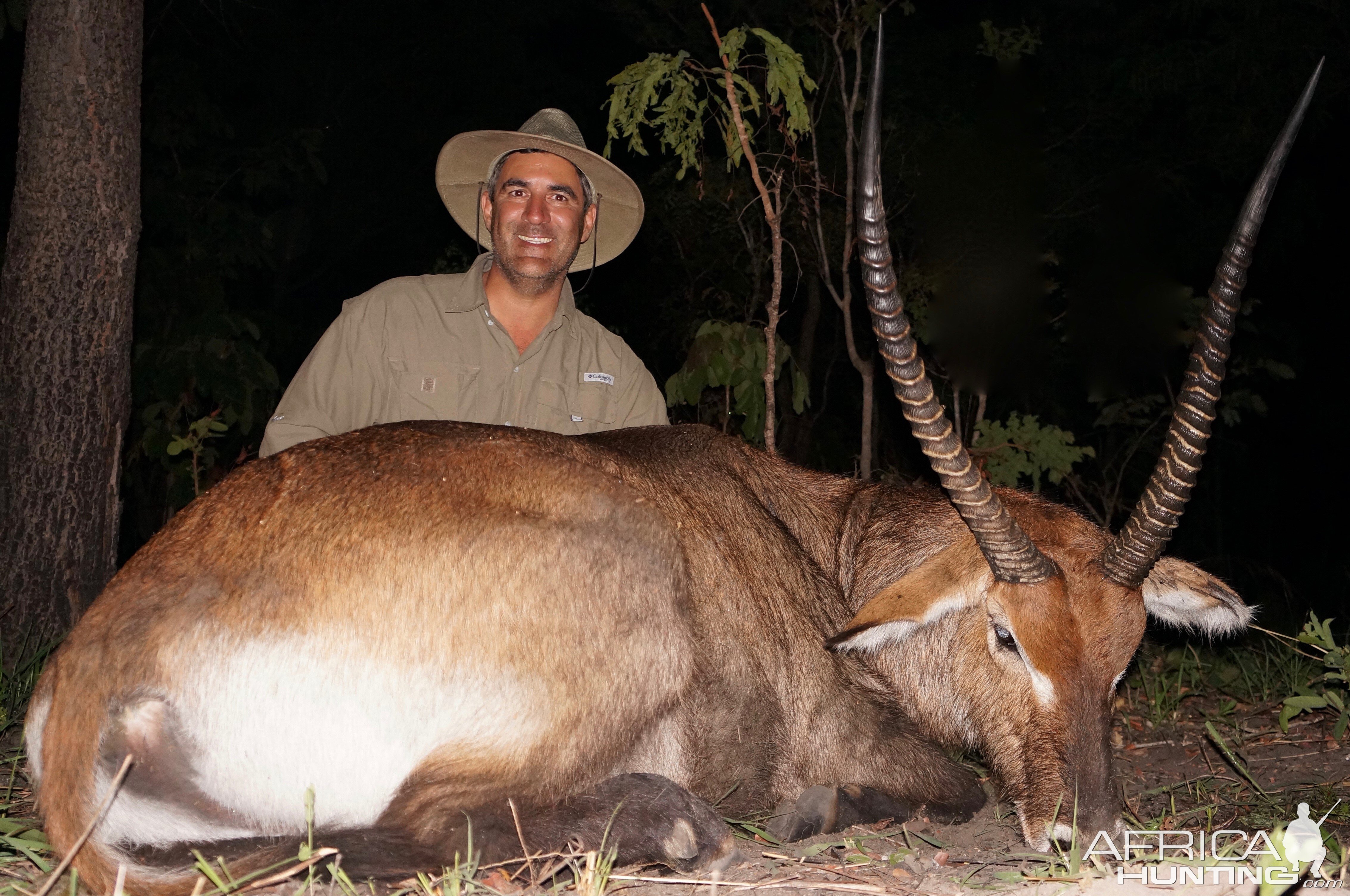 Kigosi Central - Common Waterbuck Hunting