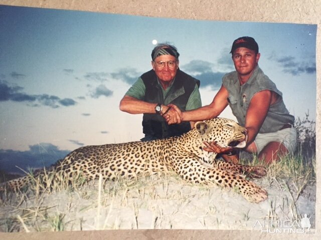 Leopard Hunt Botswana