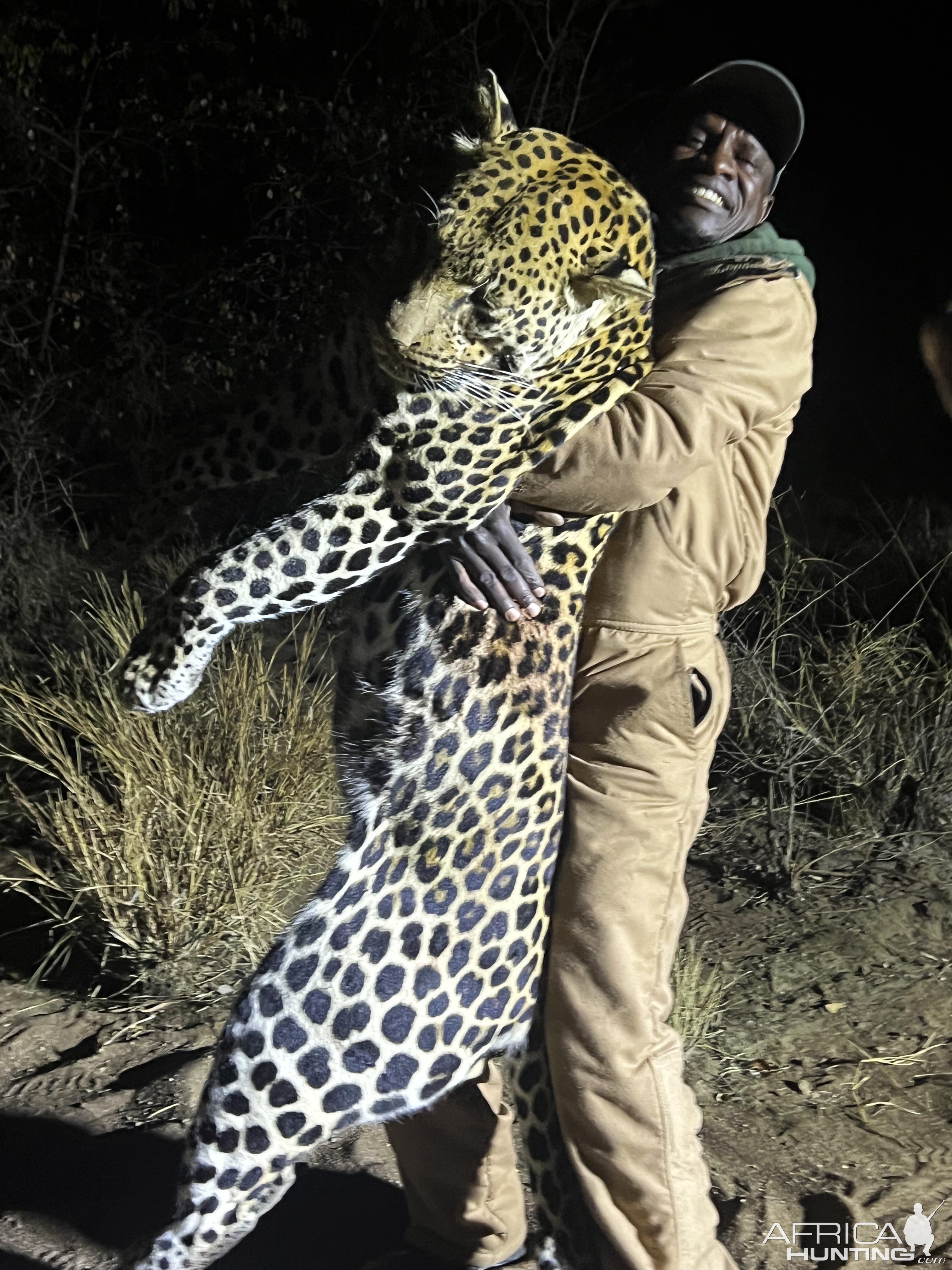 Leopard Hunt Zimbabwe