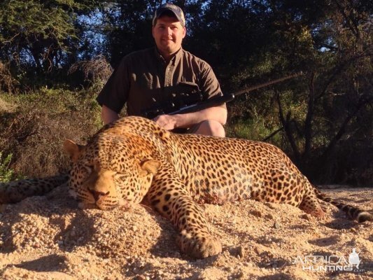 Leopard Hunt Zimbabwe