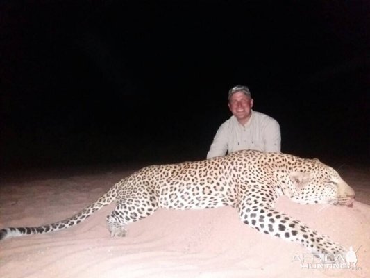 Leopard Hunt Zimbabwe