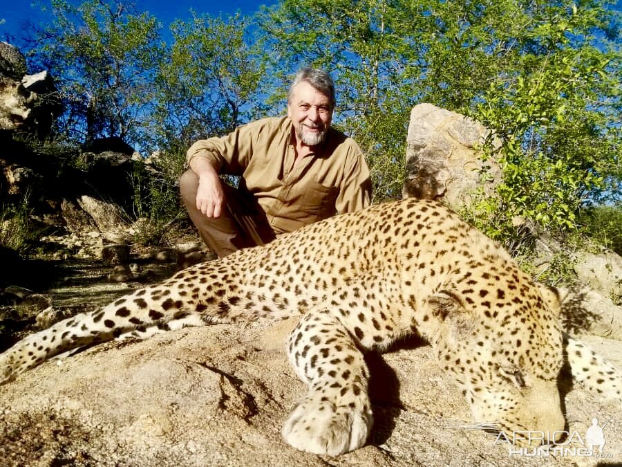 Leopard Hunting South Africa