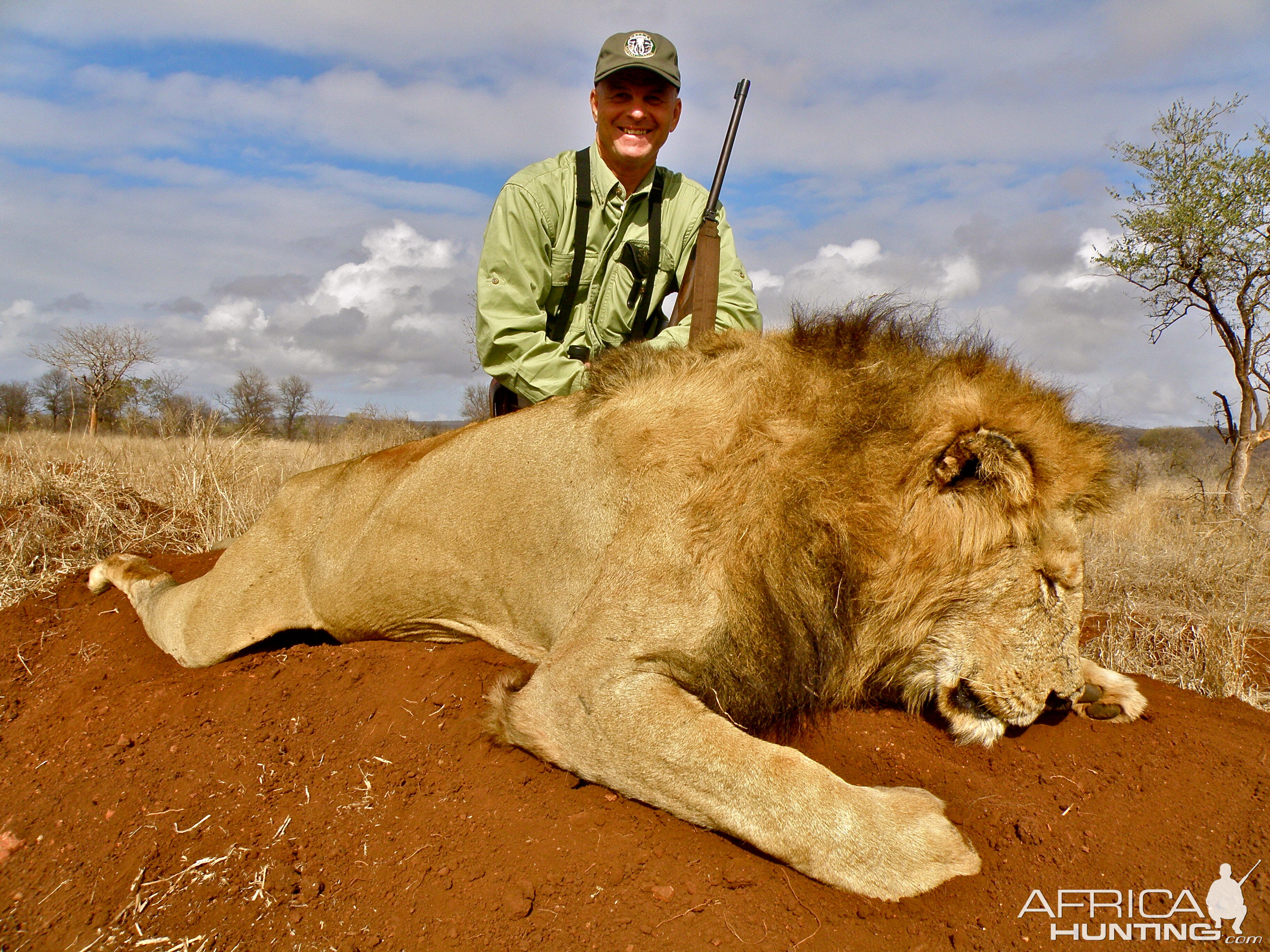 Lion Hunt Lebombo Mozambique