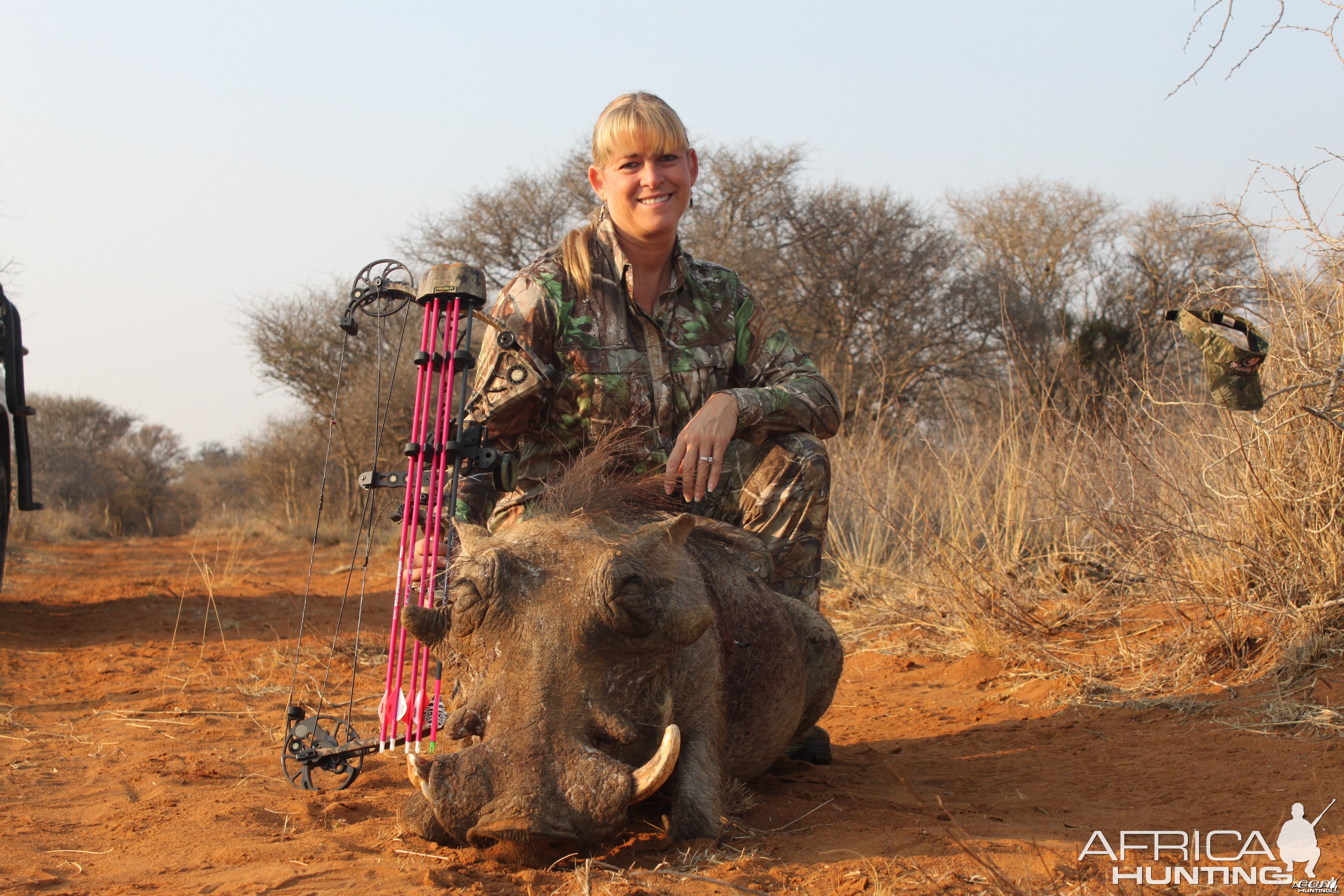 Lisa's management warthog Limcroma Safaris 2015