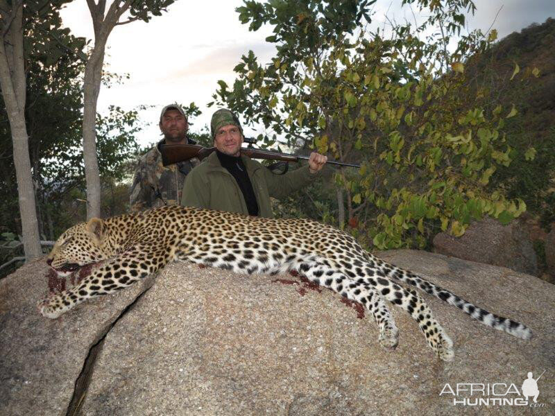 Mozambique Hunt Leopard