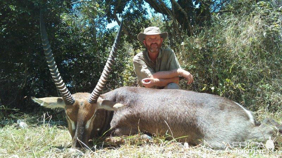 Mozambique Hunting Waterbuck