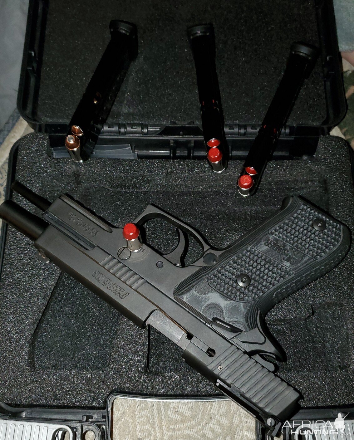 P220 Kryptec Hunter