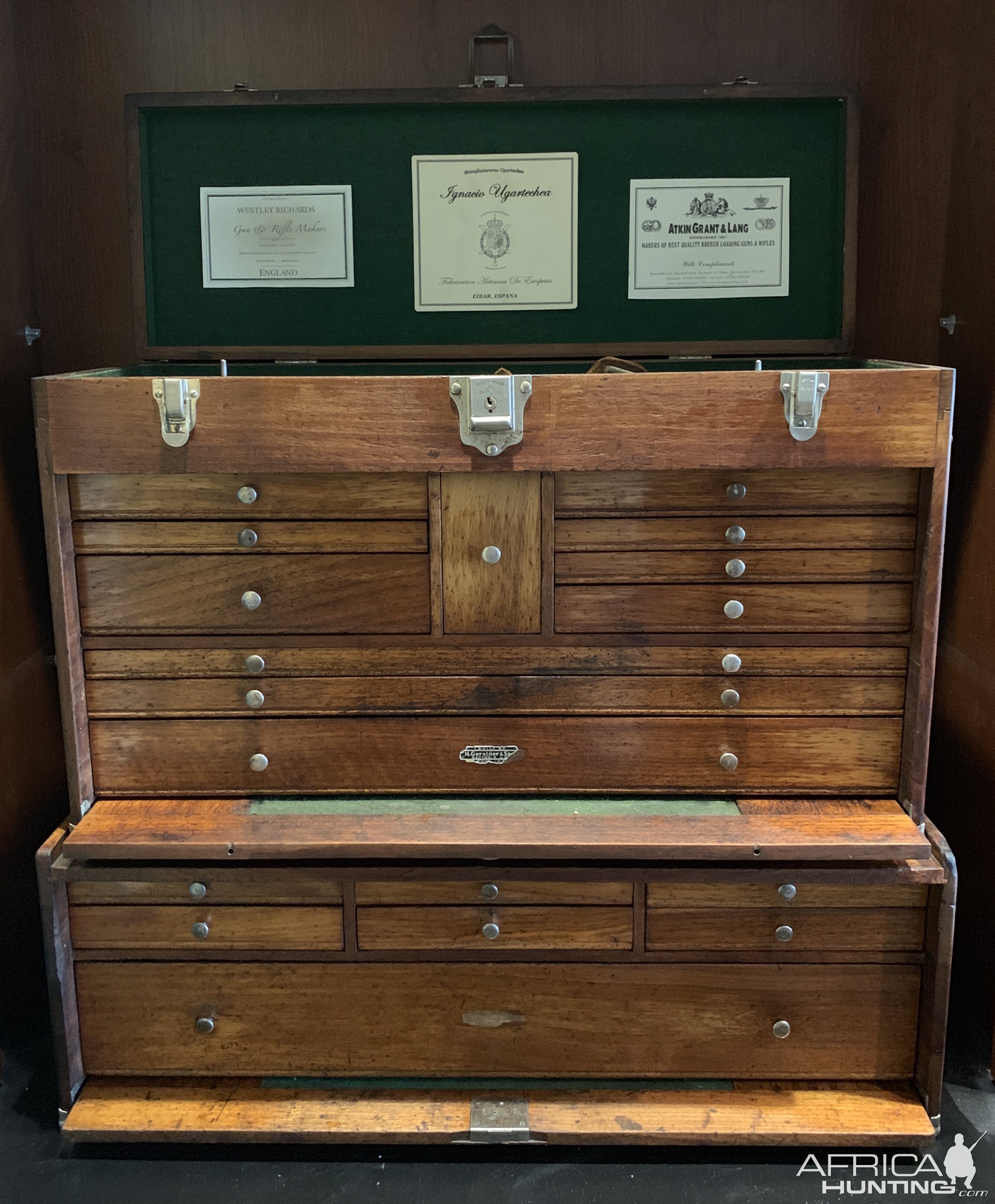 Restored 4 Gerstner chests