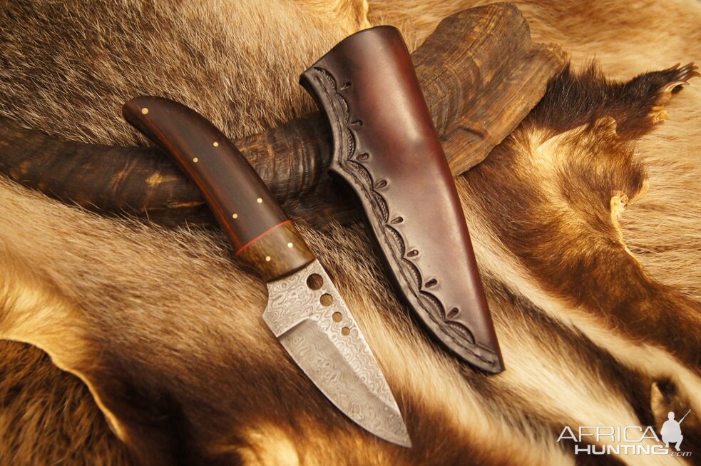 Safari Style Knife