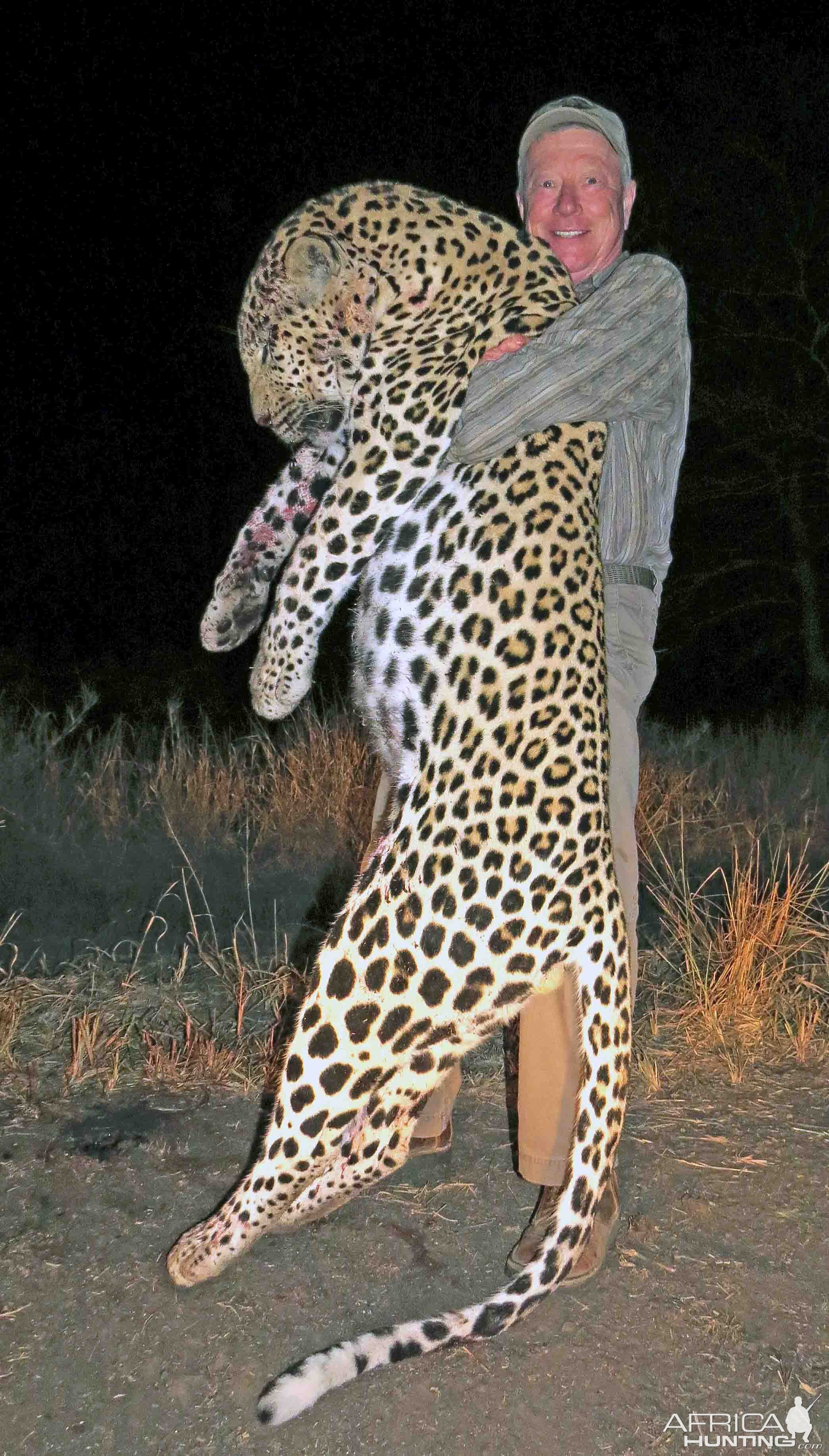 South Africa Zululand, proper Leopard and very happy hunter, 2015!