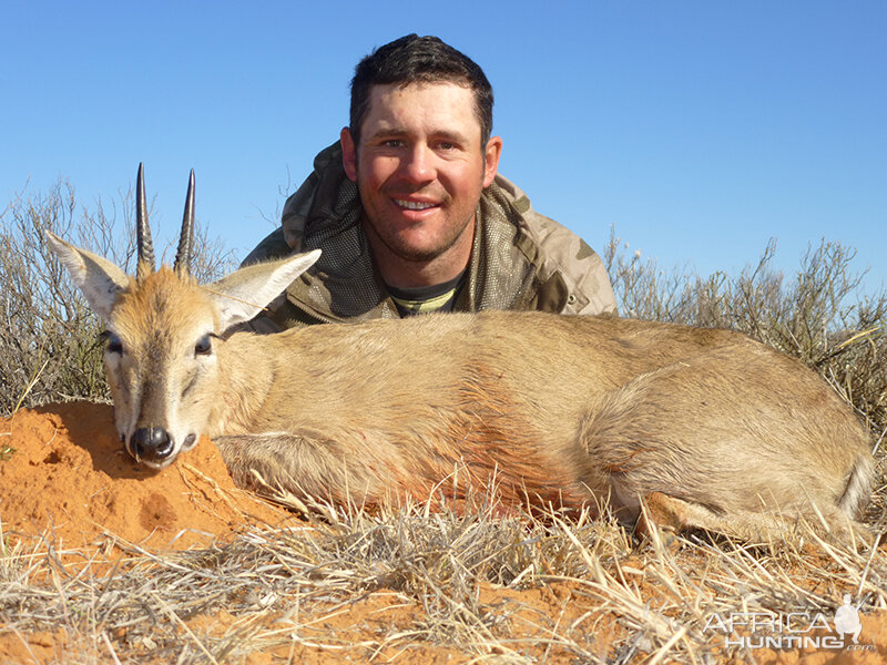 Steenbok hunt with Wintershoek Johnny Vivier Safaris