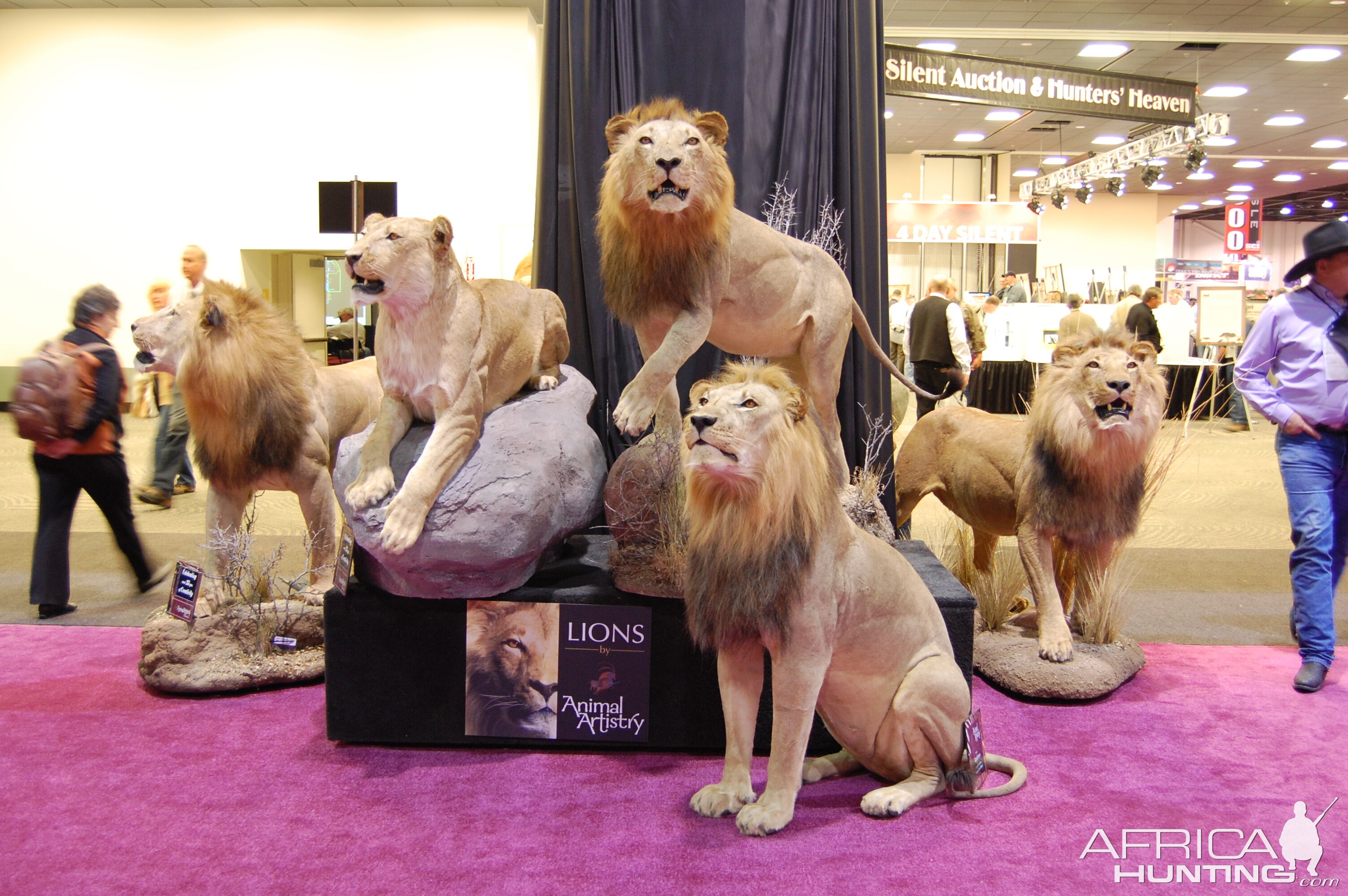 Taxidermy at Safari Club International Convention