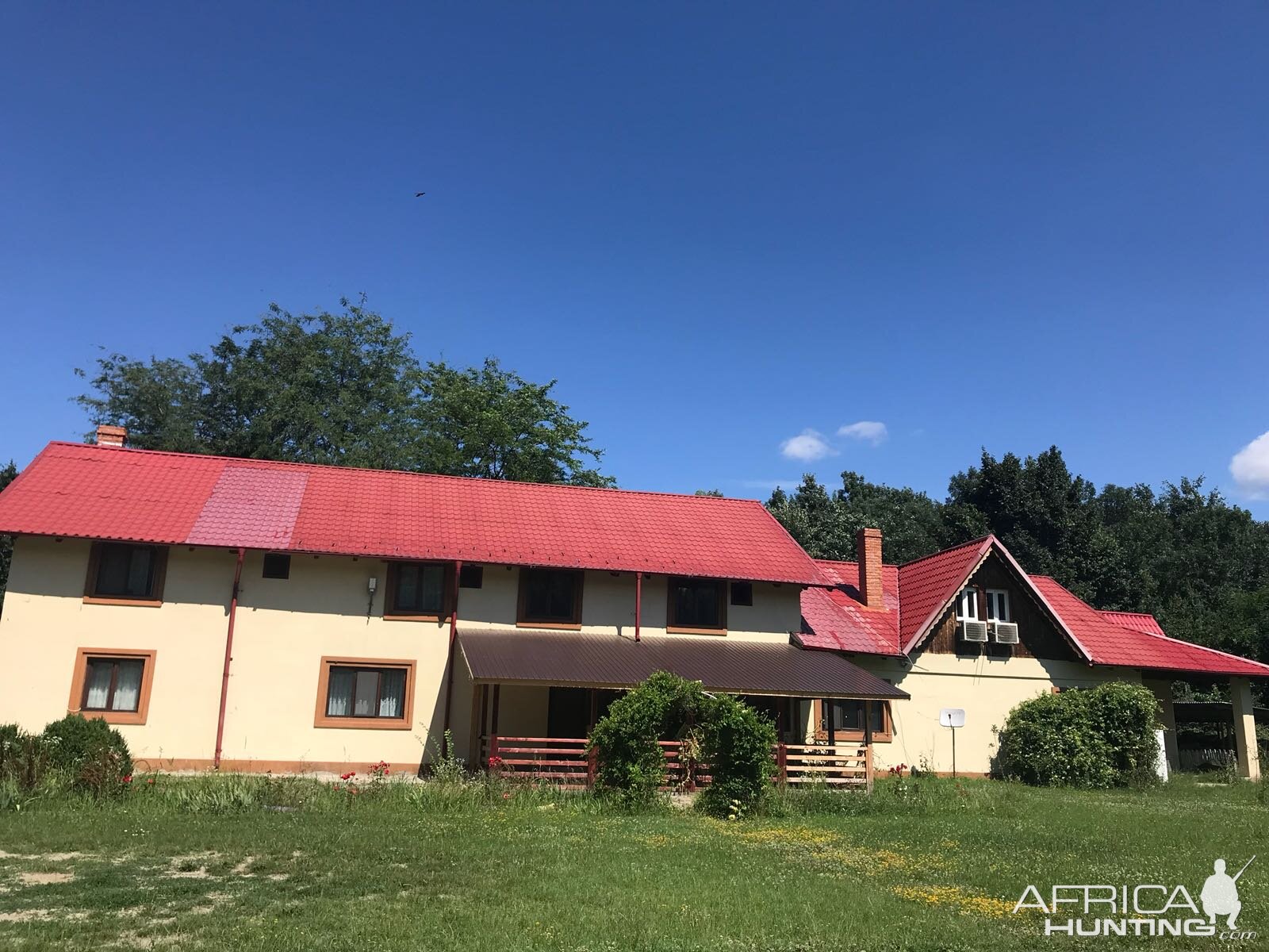 The outside lodge