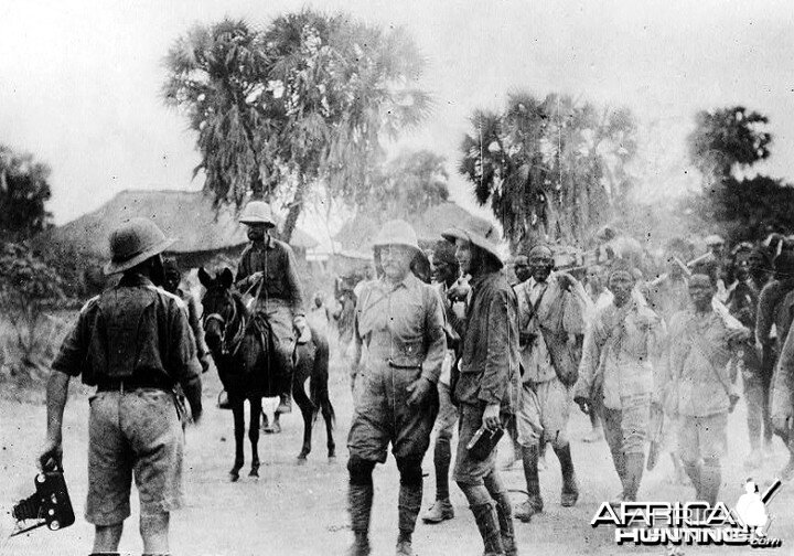 Theodore Roosevelt with Kermit Roosevelt in Kenya