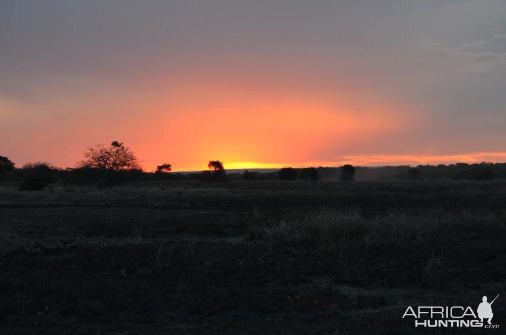 Tondwa Sunset from camp Zambia