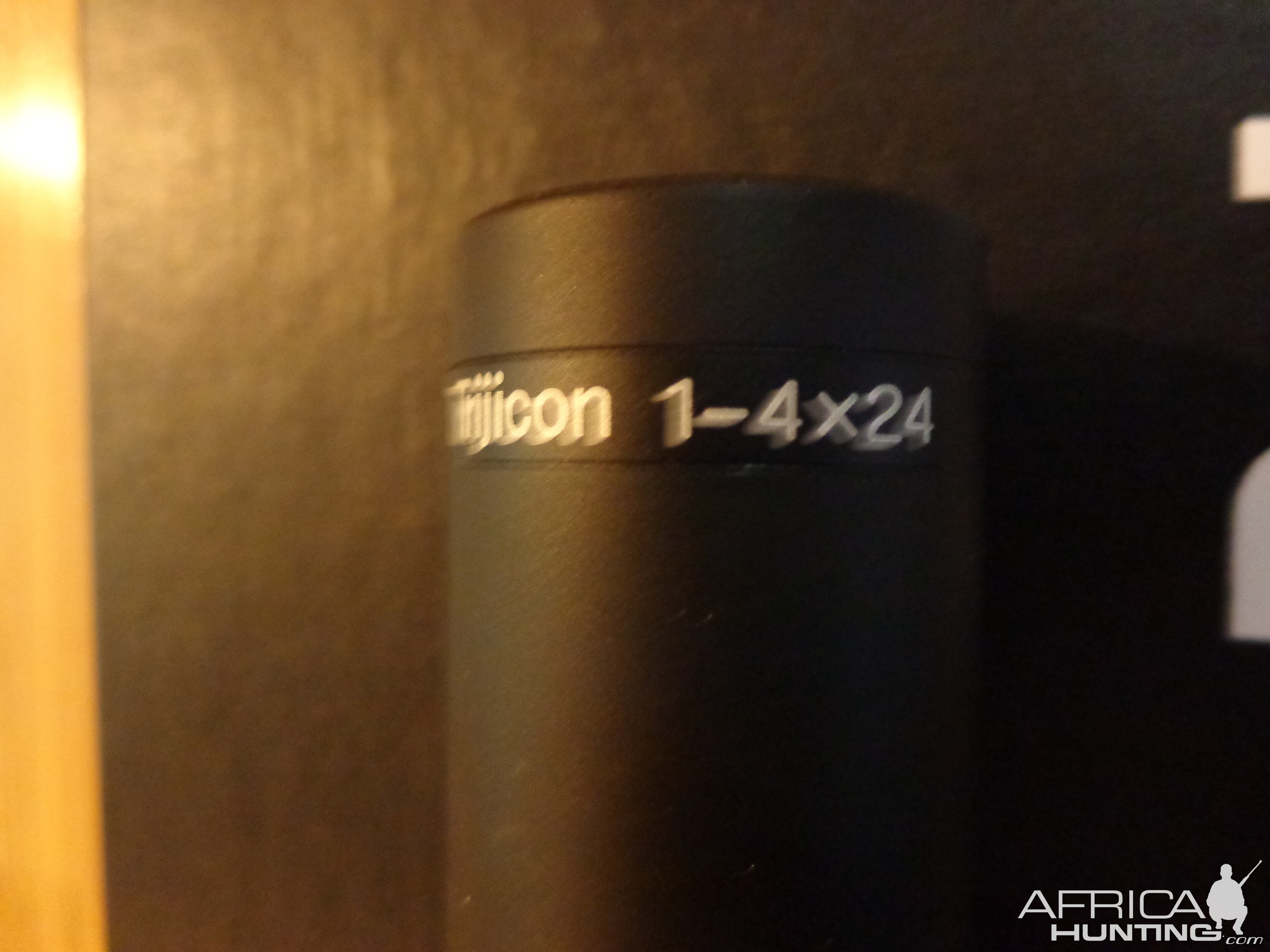 Trijicon AccuPoint 1-4x24 Green Post Reticle