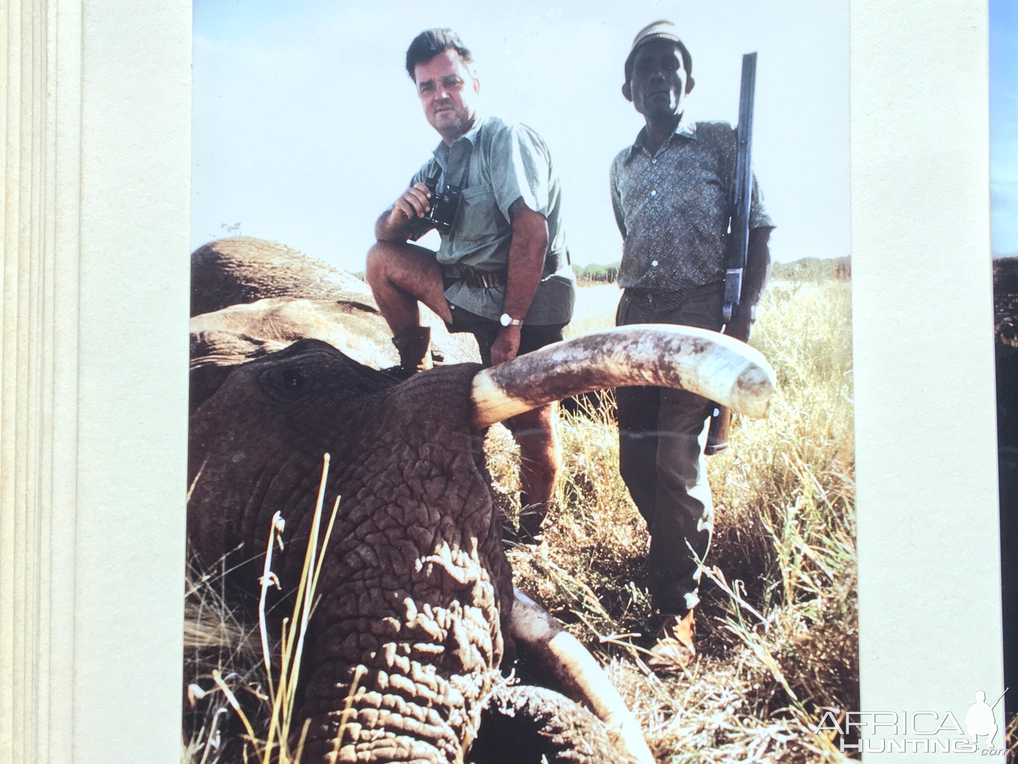 Uncle Chris Lyon Hunting Elephant