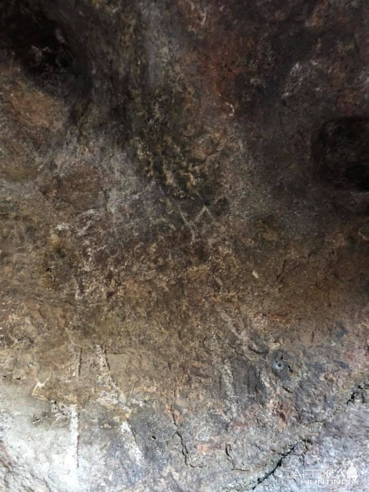 Visiting Caves & Rock Paintings in Zimbabwe