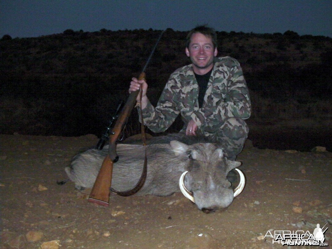 Warthog hunt