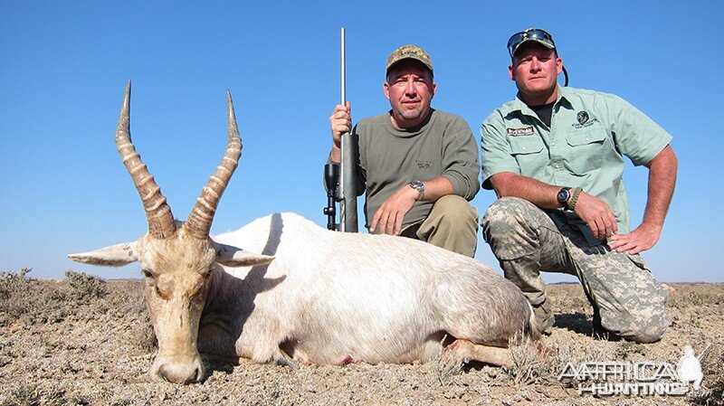 White Blesbok hunt with Wintershoek Johnny Vivier Safaris