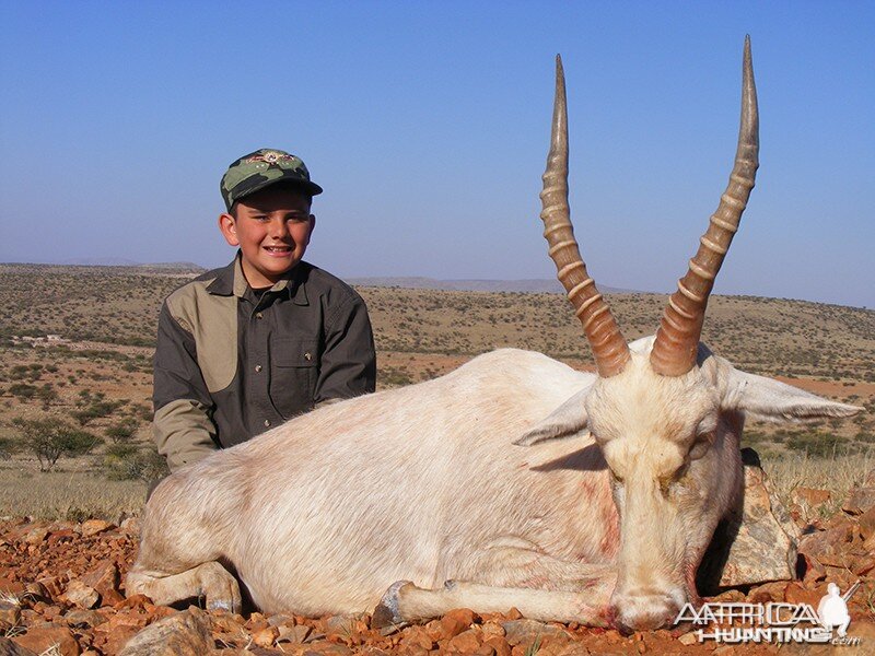 White Blesbok hunt with Wintershoek Johnny Vivier Safaris