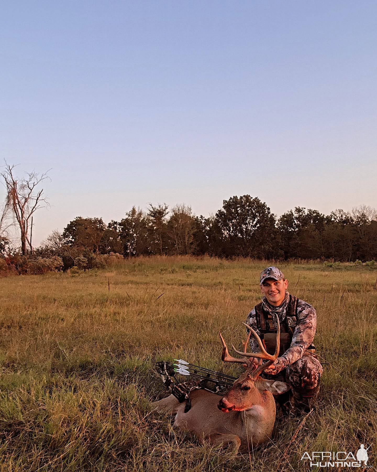 Whitetail Deer Bow Hunting