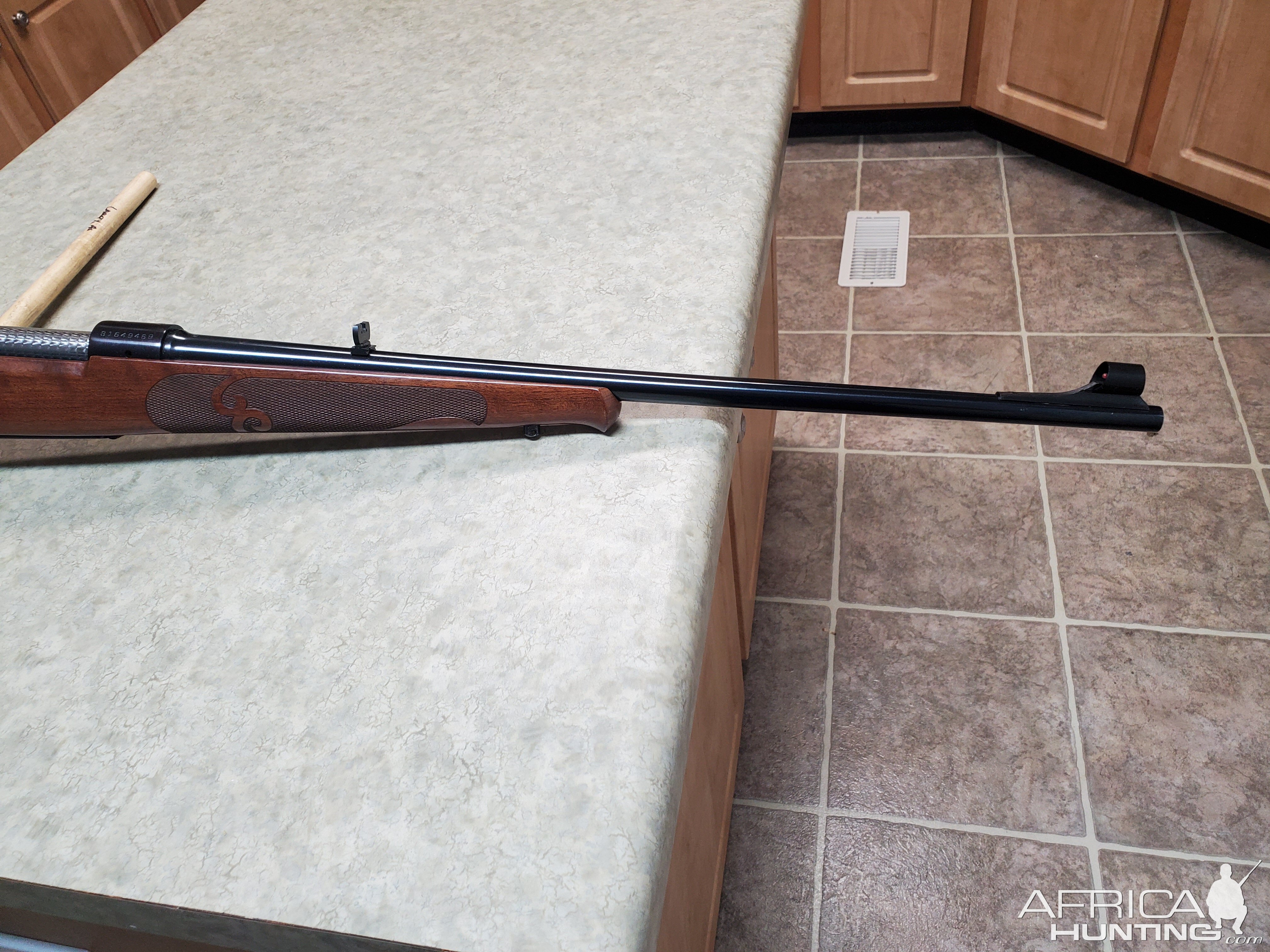 Winchester 70 XTR Featherweight 7MM Mauser Rifle