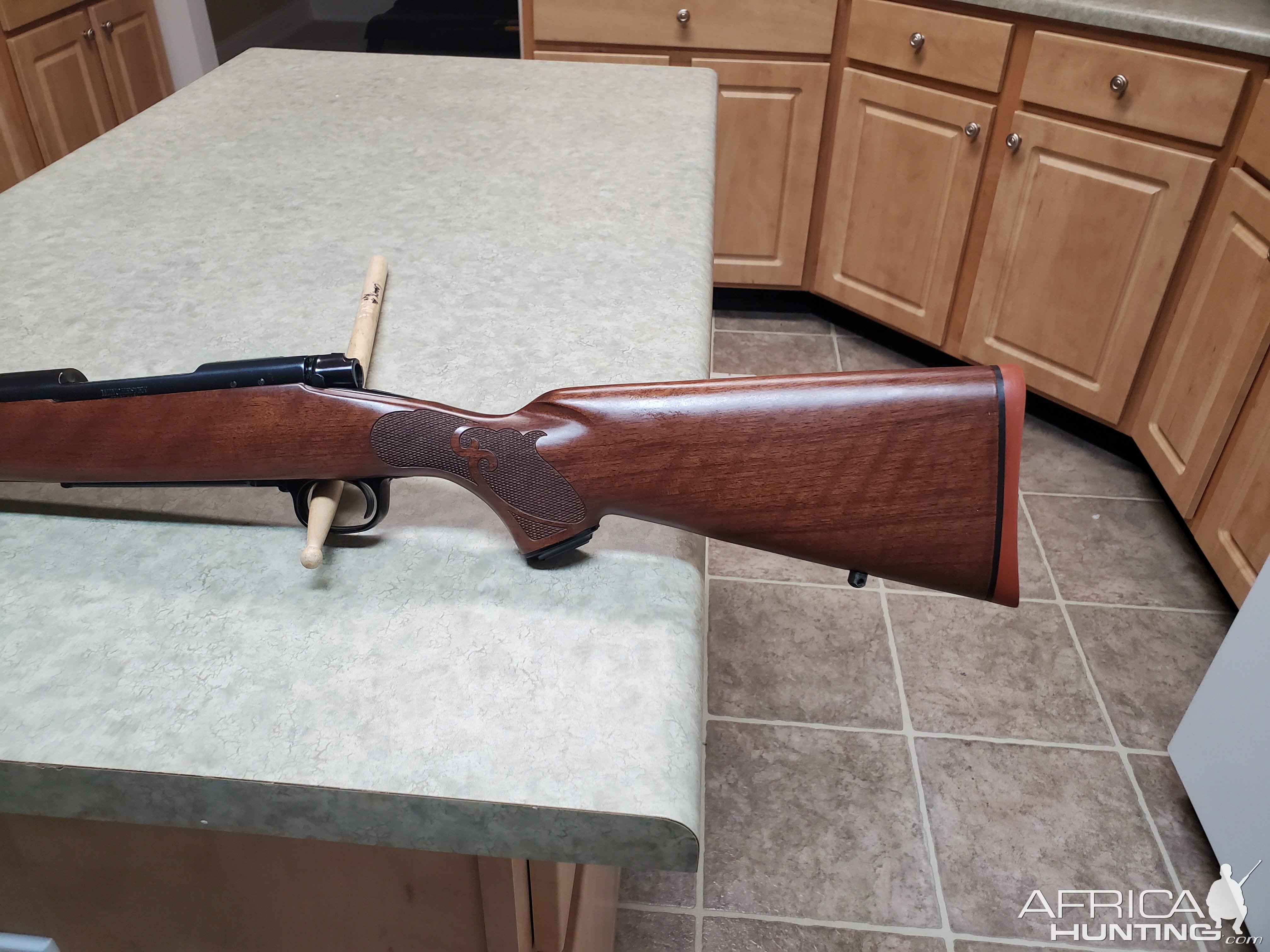 Winchester 70 XTR Featherweight 7MM Mauser Rifle