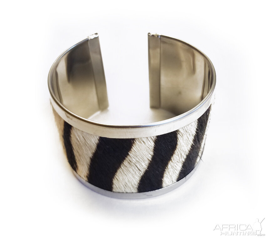 Zebra 3-Piece Jewelry Set Bracelet from African Sporting Creations