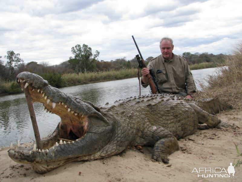 Zimbabwe Crocodile Hunting