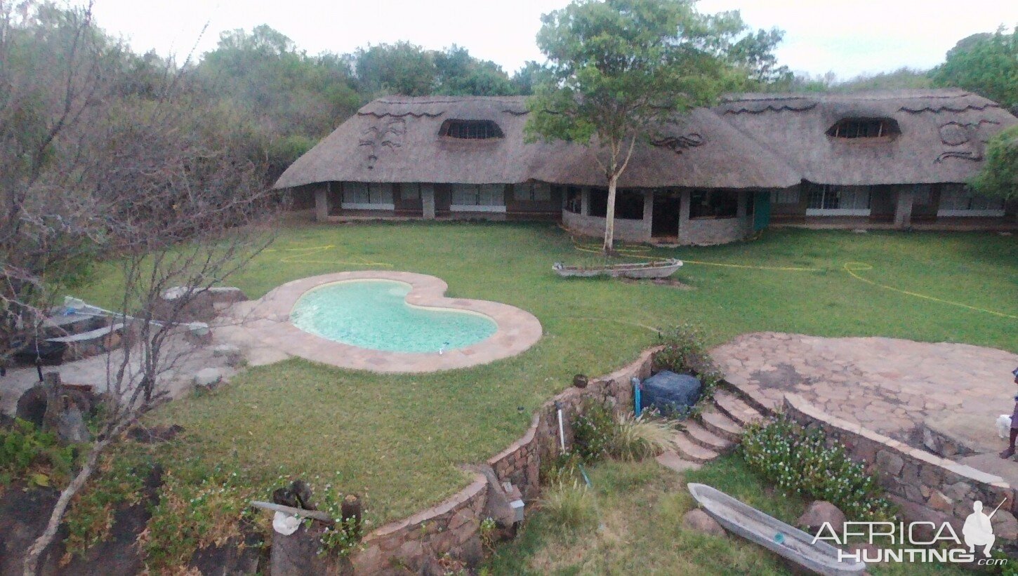 Zimbabwe Hunting Lodge